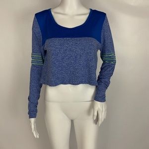 Nike Long Sleeve Cropped Workout Top Size S